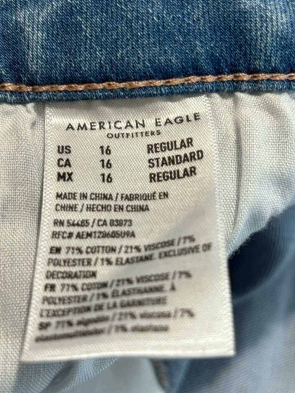 AMERICAN EAGLE Sz 16 Super High Rise Flare Distressed Light Wash Jeans NEW - Picture 9 of 10